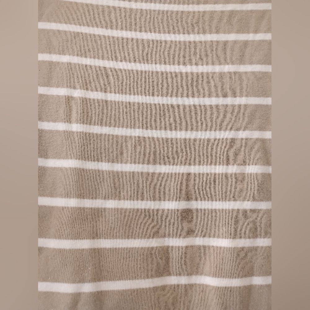 Beige & White Striped Knit Top  3/4 Sleeve Scoop Neck Size M Casual Basic - Picture 3 of 9